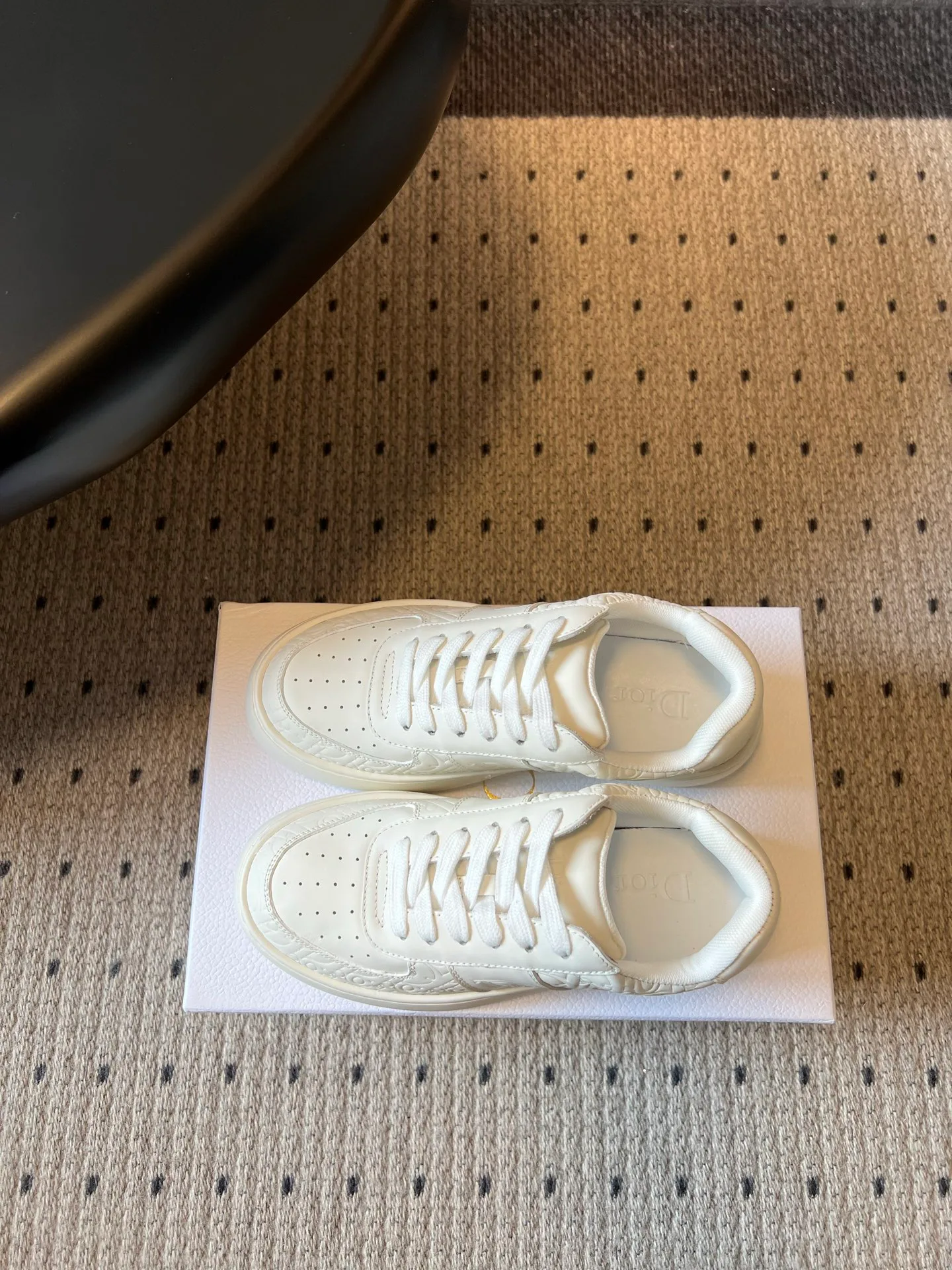 Women's Sneakers CHRISTIAN DIOR 18139646