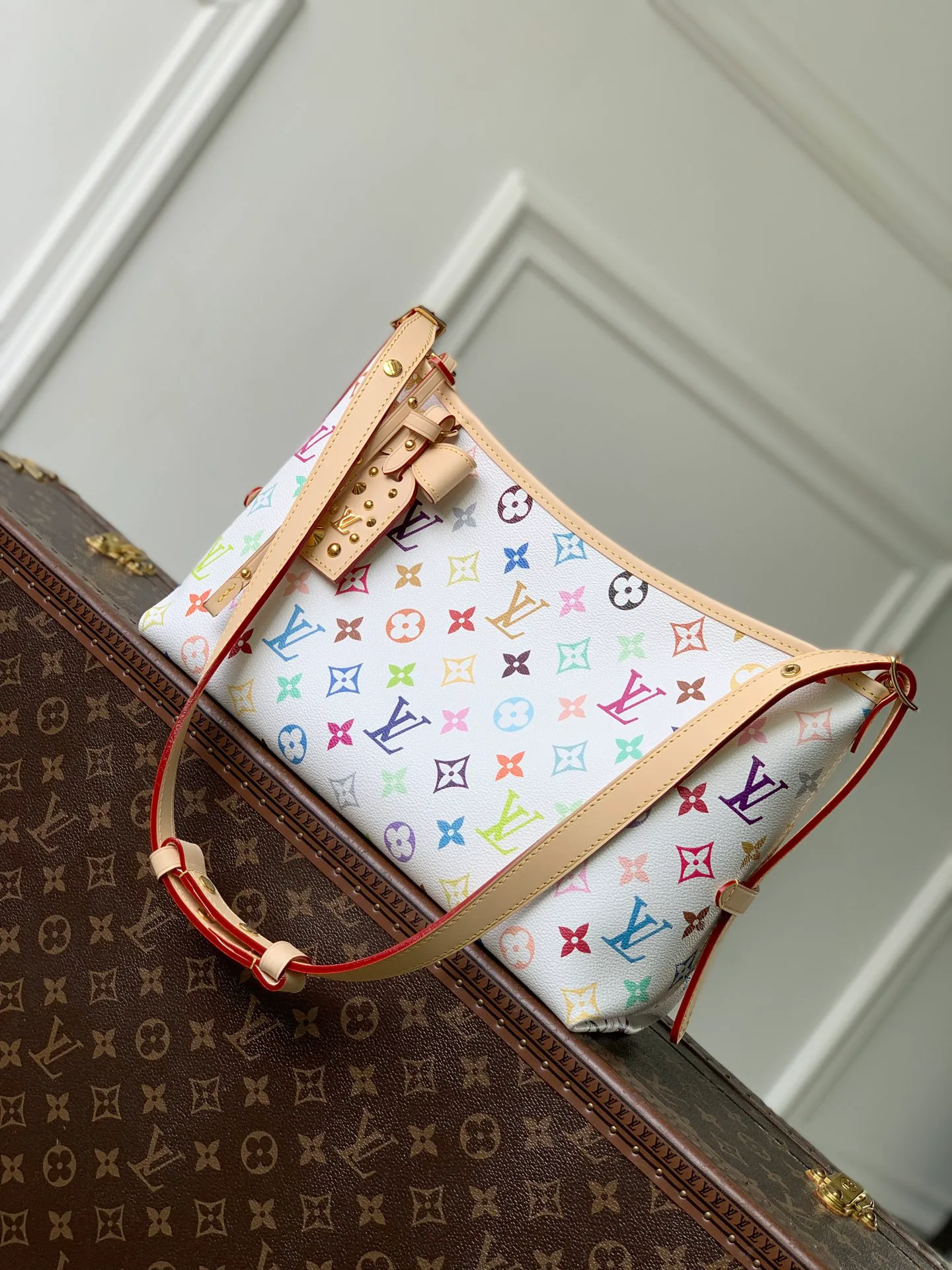 Women's Classic Handbags LOUIS VUITTON 18412576