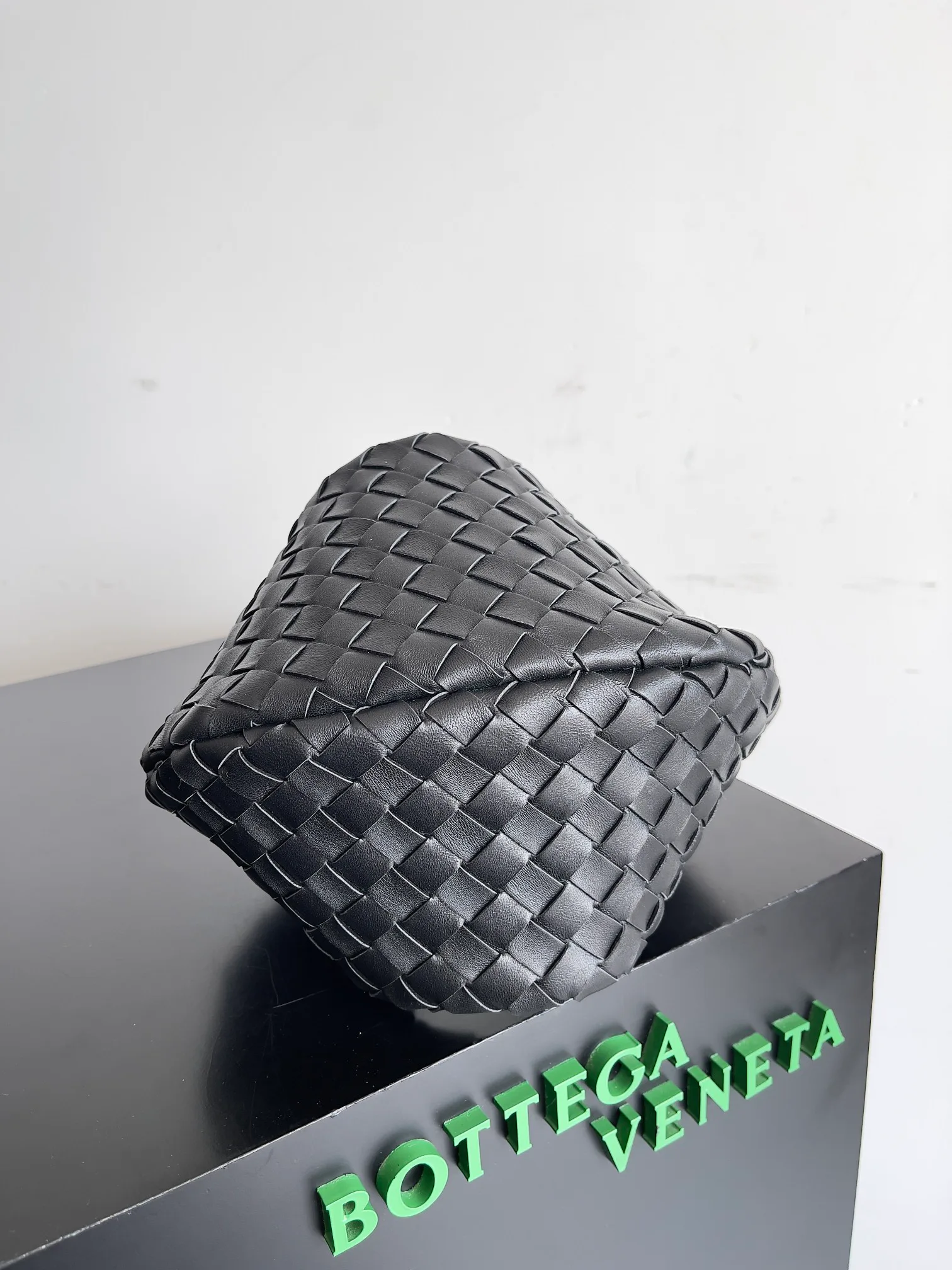 Women's Classic Handbags BOTTEGA VENETA 18266687