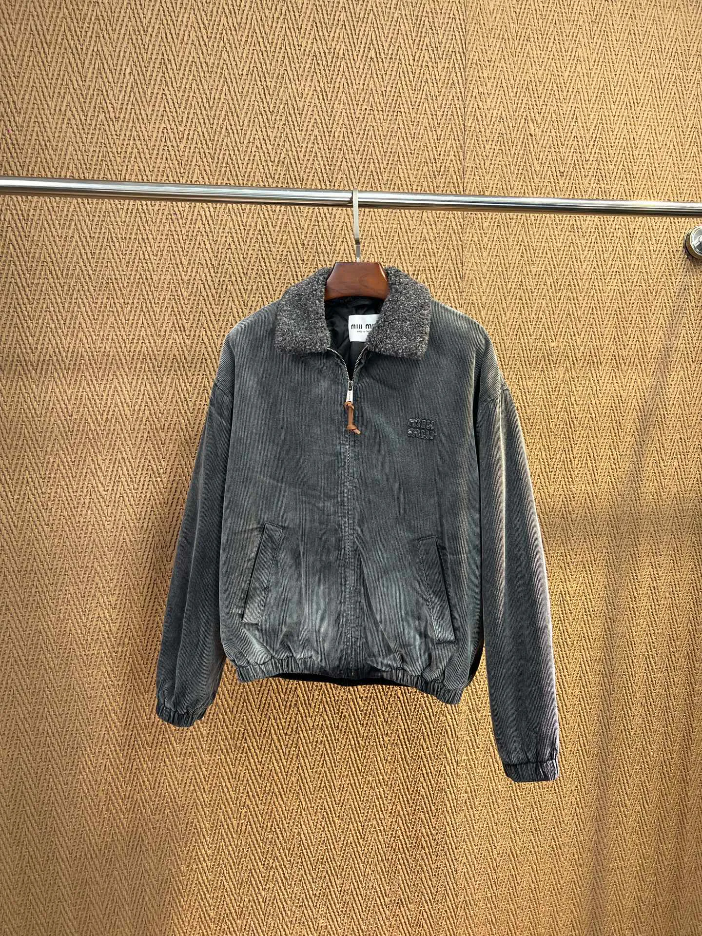 Women's Jackets And Down Jackets MIU MIU 18324206