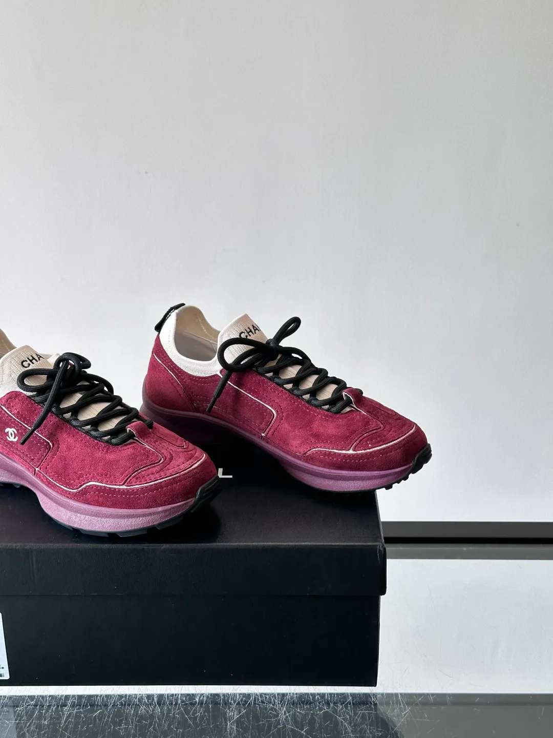 Women's Sneakers CHANEL 18079220