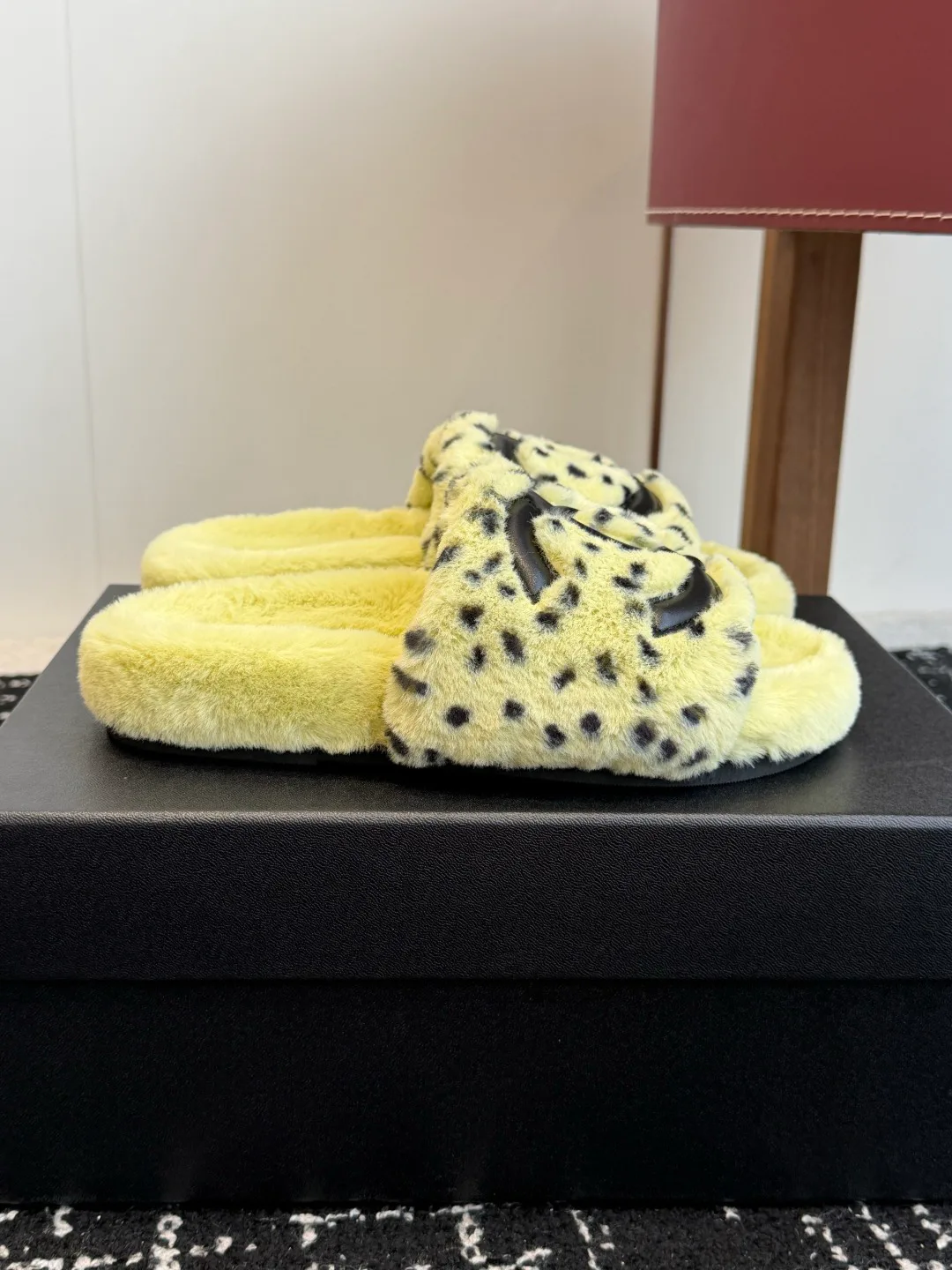 Women's Slippers CHANEL 18053855