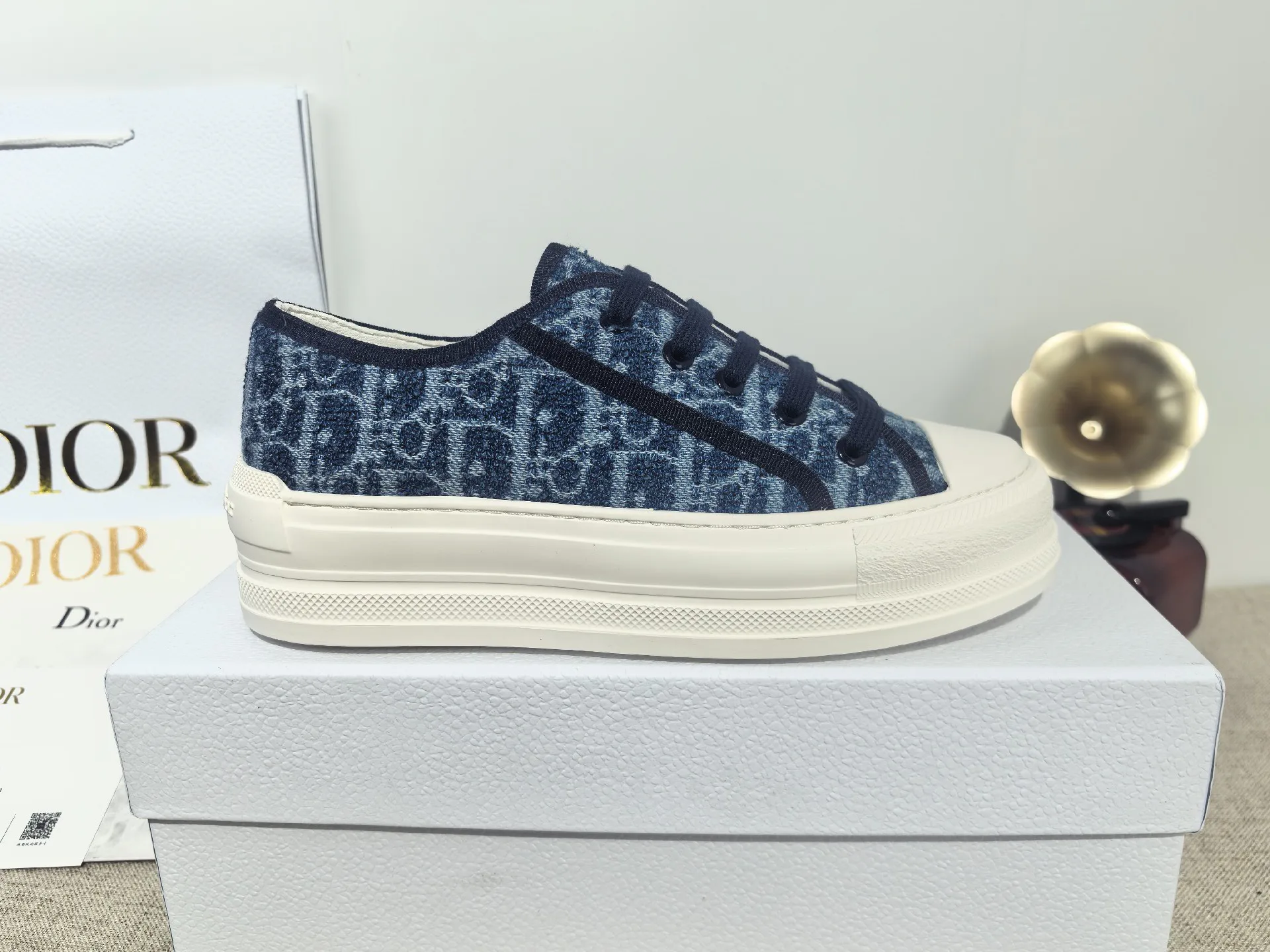Women's Sneakers CHRISTIAN DIOR 17988671