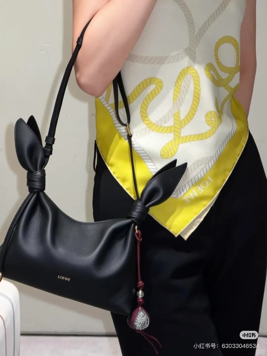 Women's Classic Handbags LOEWE 17333203