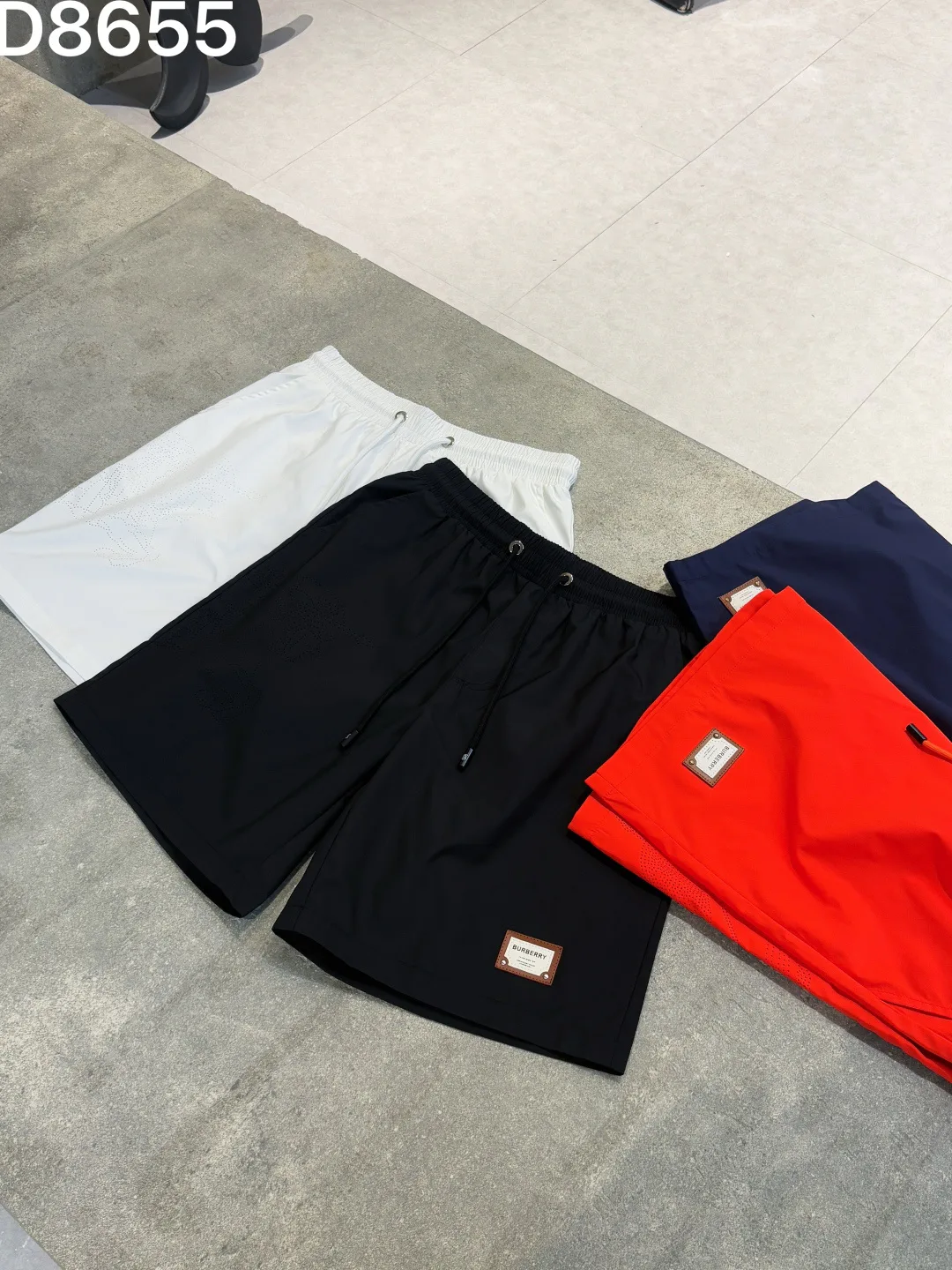 Men's Shorts BURBERRY 18000508