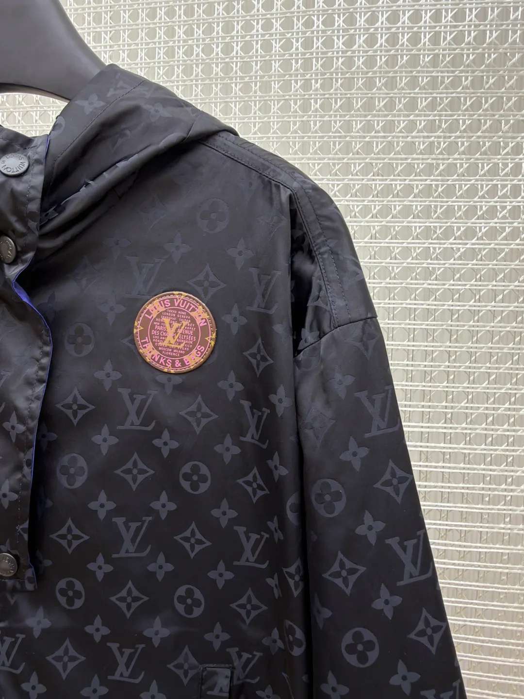 Men's Jackets And Down Jackets LOUIS VUITTON 18153354