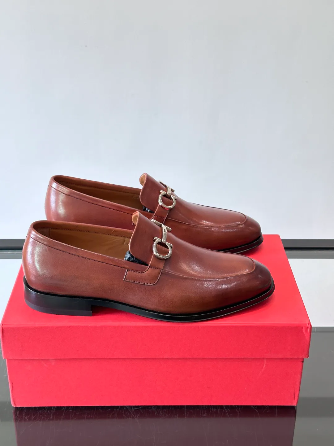 Men's Loafers And Dress Shoes SALVATORE FERRAGAMO 18274547