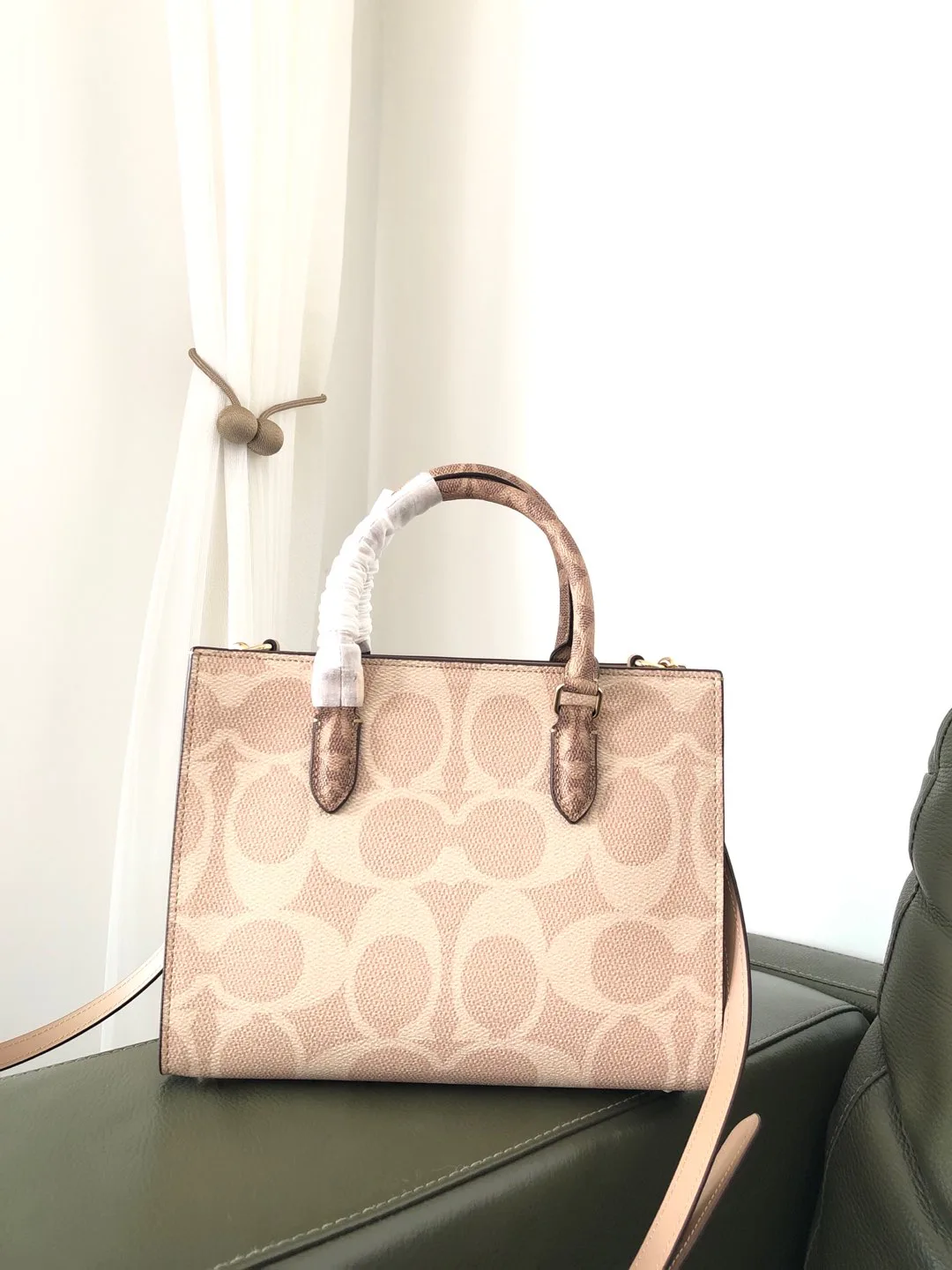 Women's Classic Handbags COACH 17960975