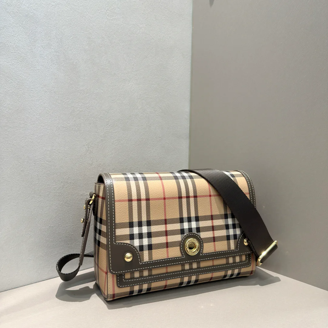 Women's Shoulder Bags BURBERRY 17948665