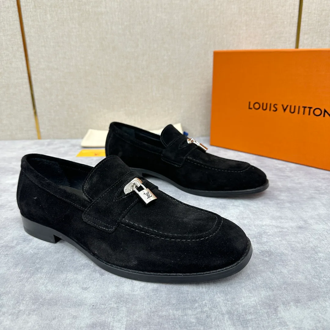 Men's Loafers And Dress Shoes LOUIS VUITTON 18194002