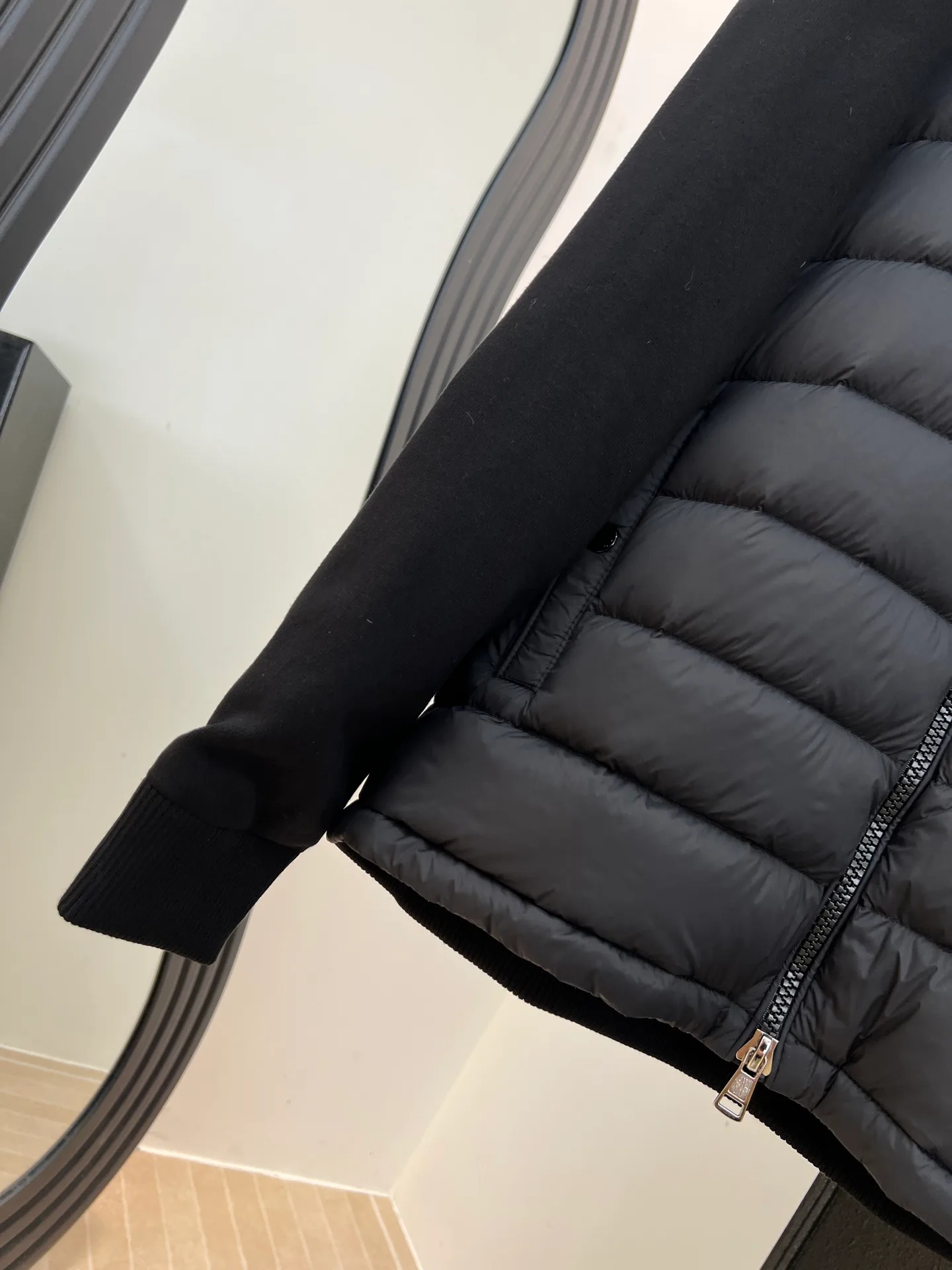 Men's Jackets And Down Jackets MONCLER 18171056