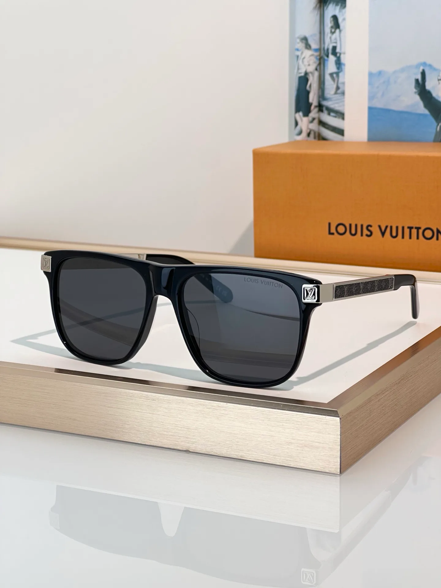 Glasses LOUIS VUITTON 18060375
