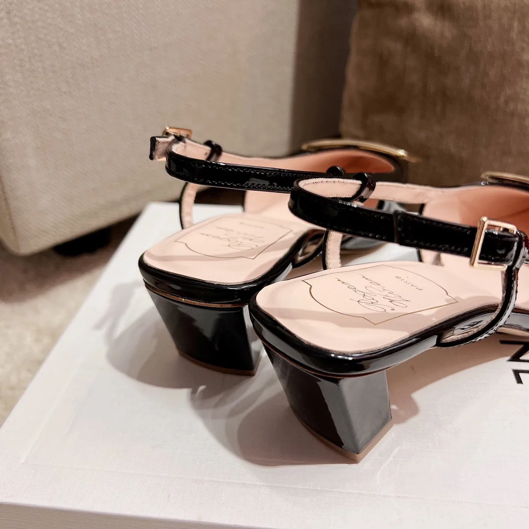 Women's Heels ROGER VIVIER 17550685