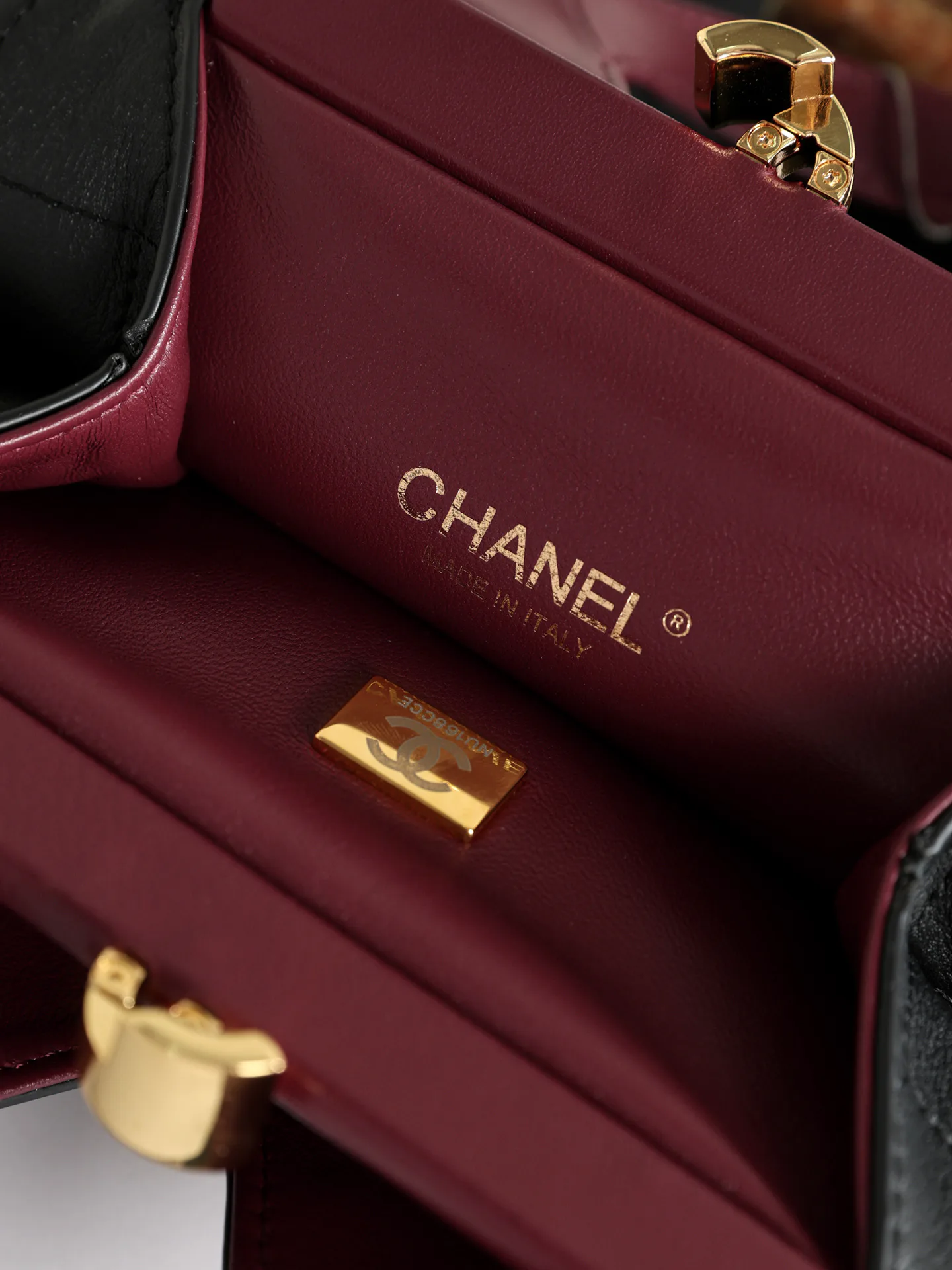 Women's Classic Handbags CHANEL 18058363