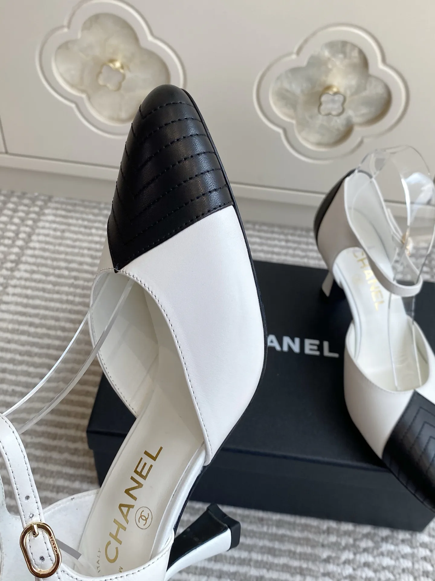 Women's Heels CHANEL 17498444