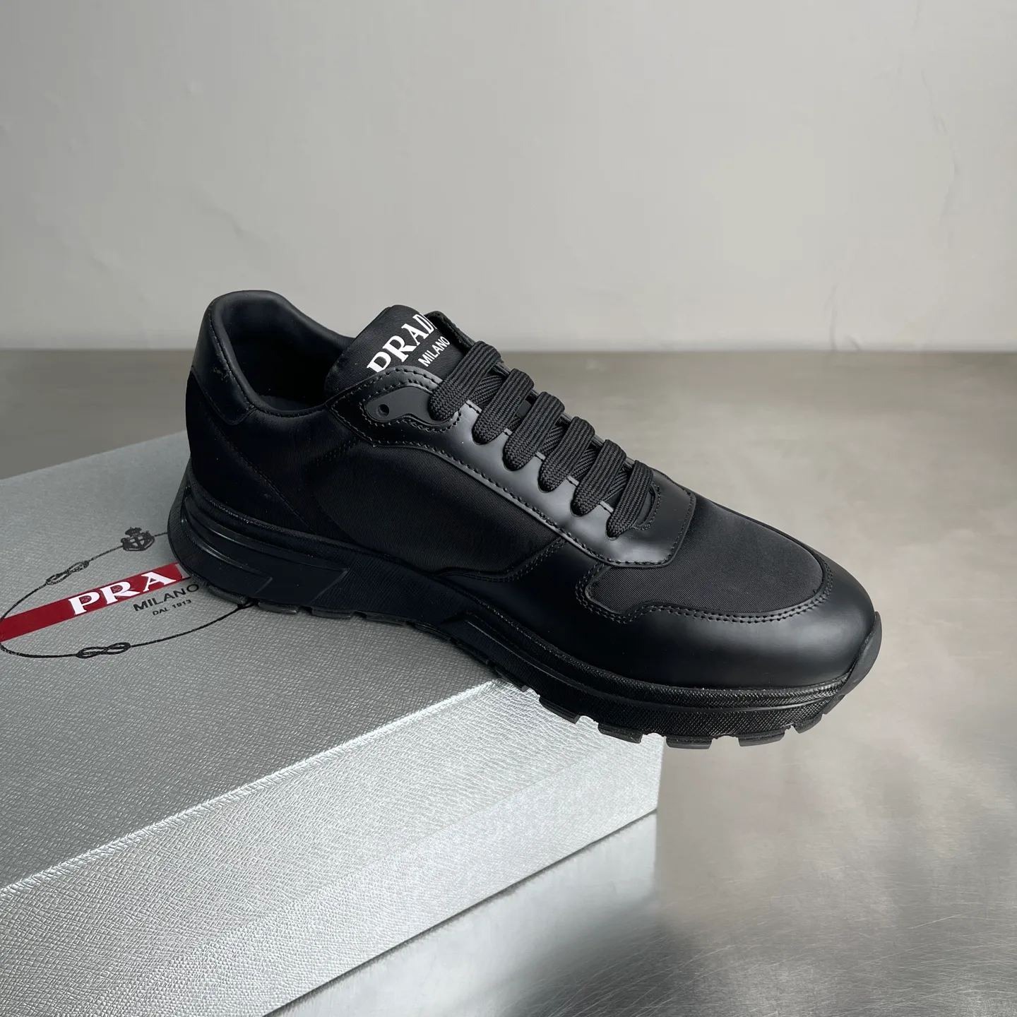 Men's Sneakers PRADA 18385659