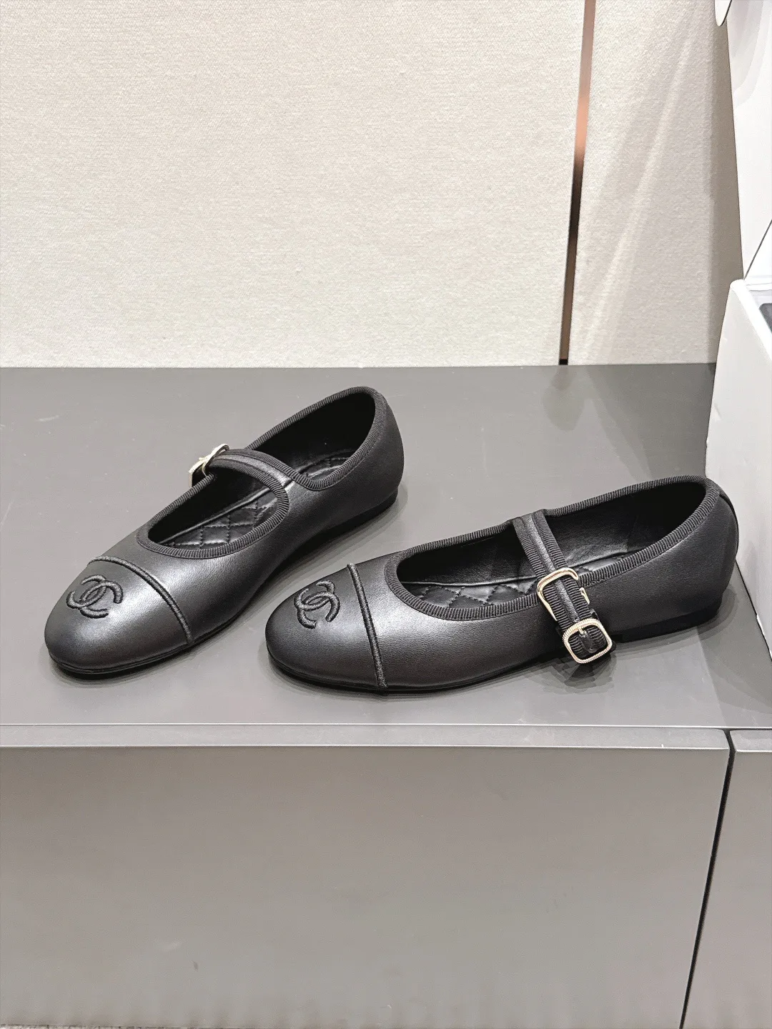 Women's Heels CHANEL 17946736