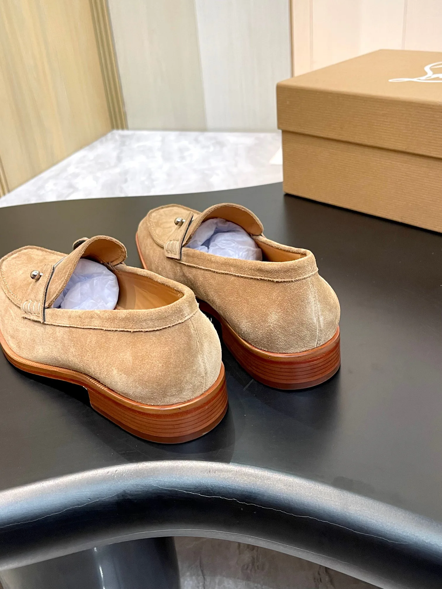 Men's Loafers And Dress Shoes CHRISTIAN LOUBOUTIN 18119147