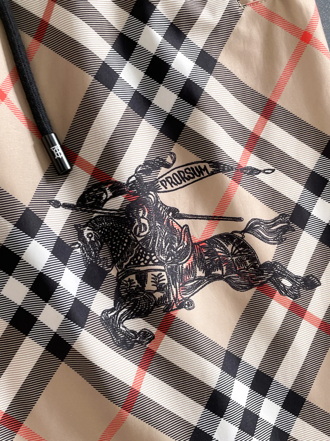 Men's Shorts BURBERRY 18000500