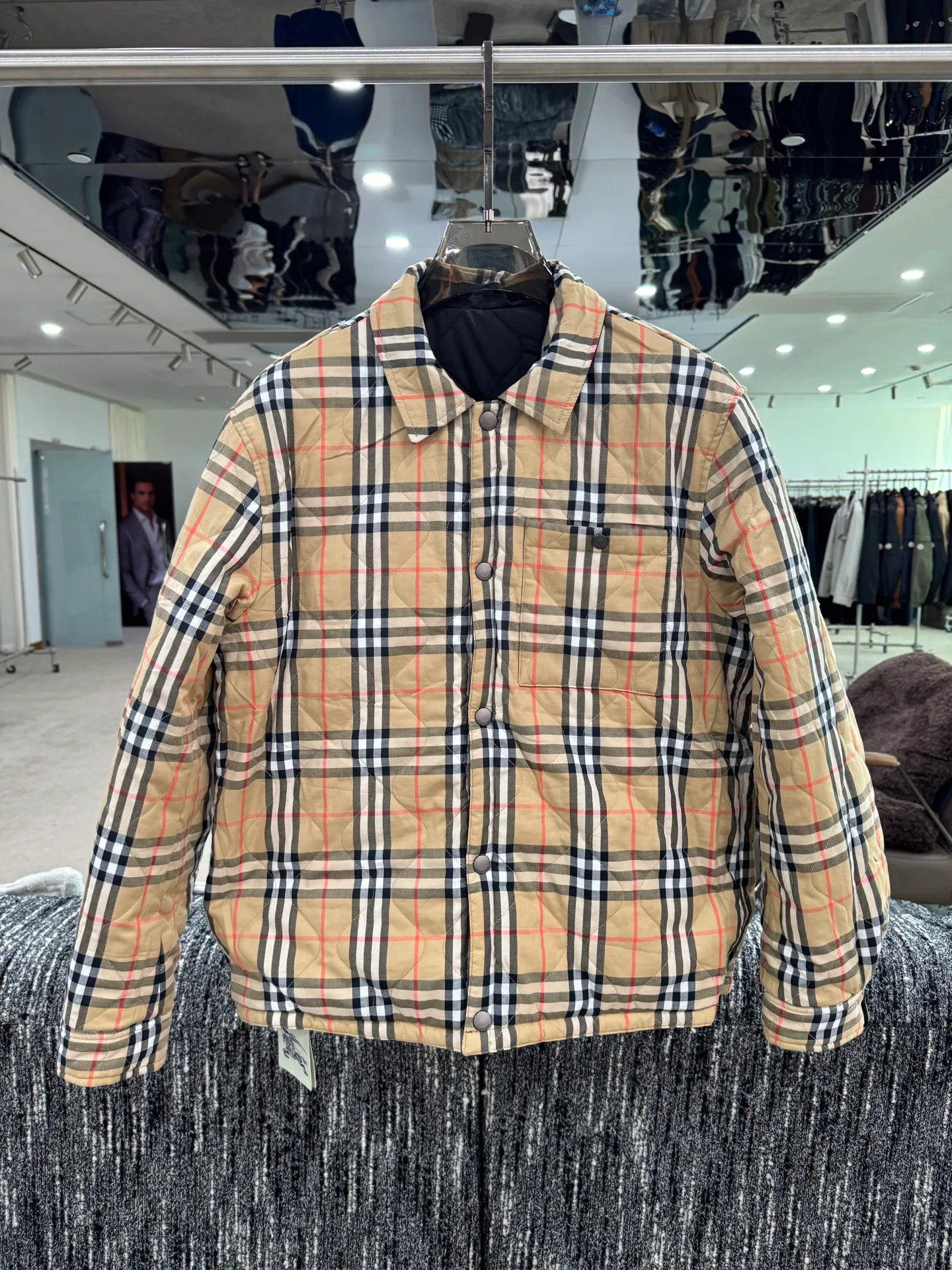 Men's Jackets And Down Jackets BURBERRY 18084186