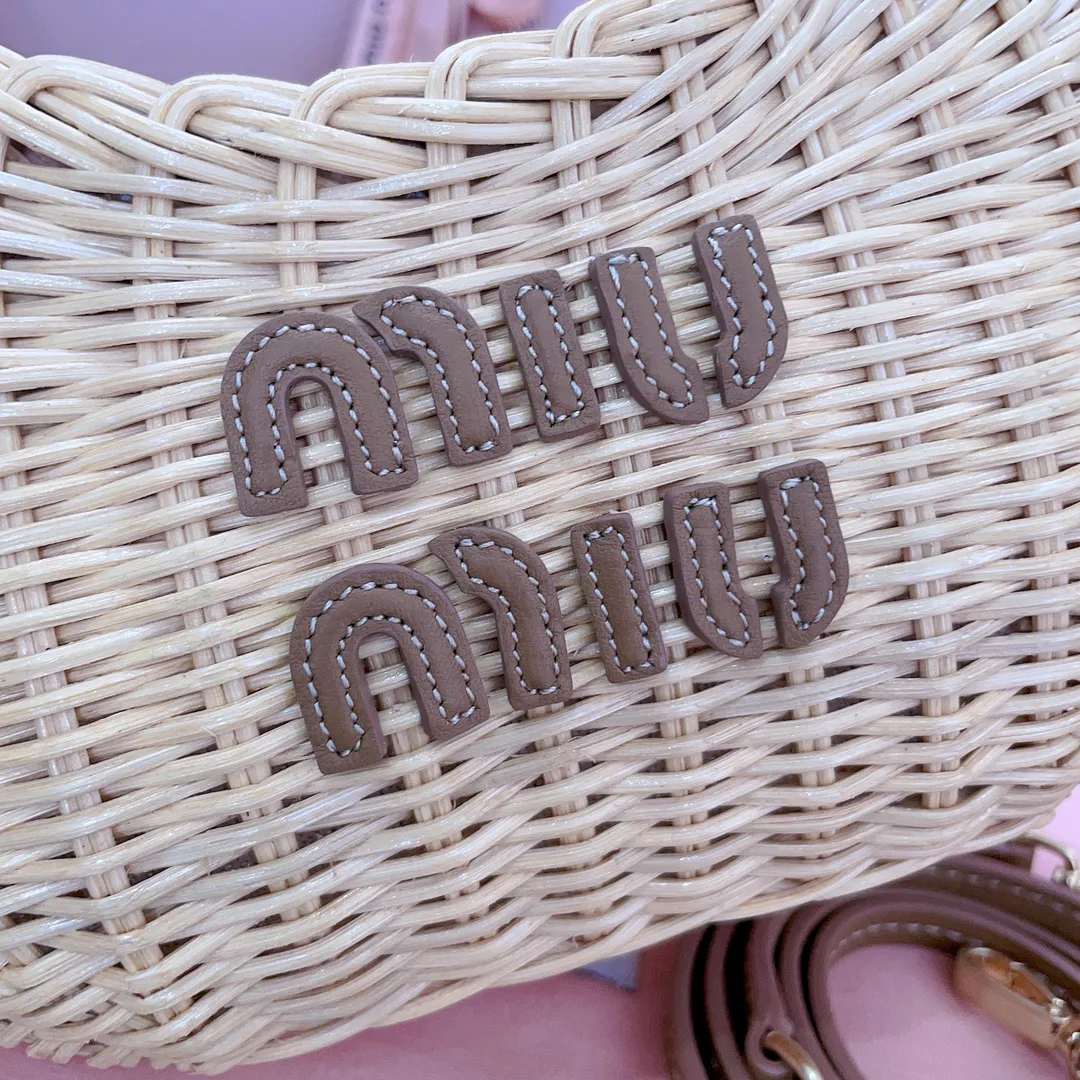 Women's Shoulder Bags MIU MIU 18004734