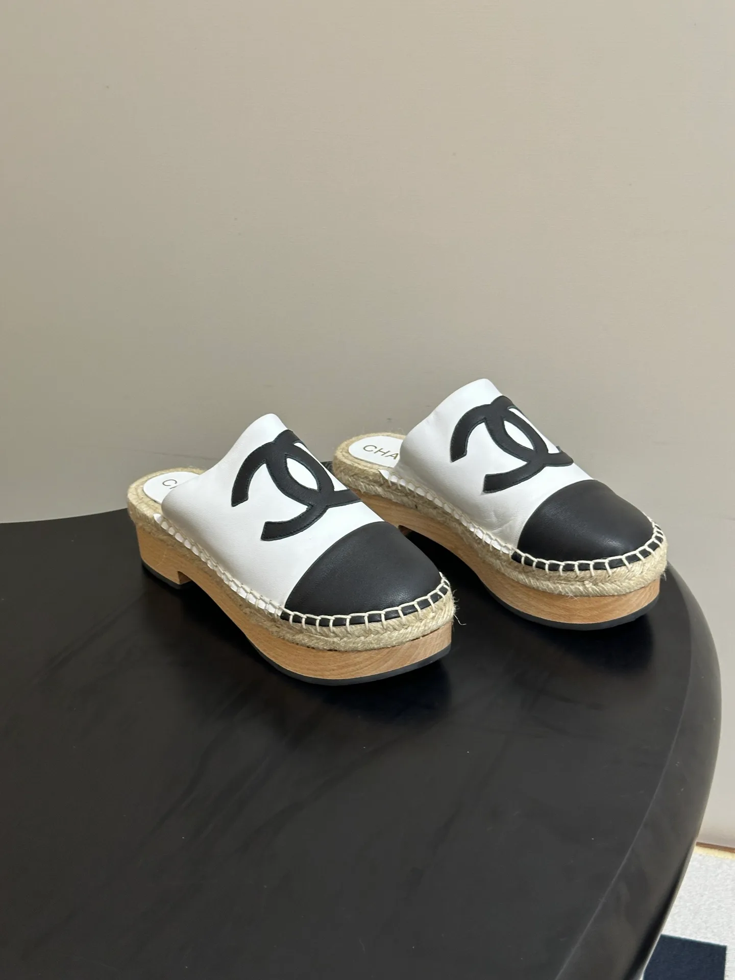 Women's Mules And Clogs CHANEL 18262070