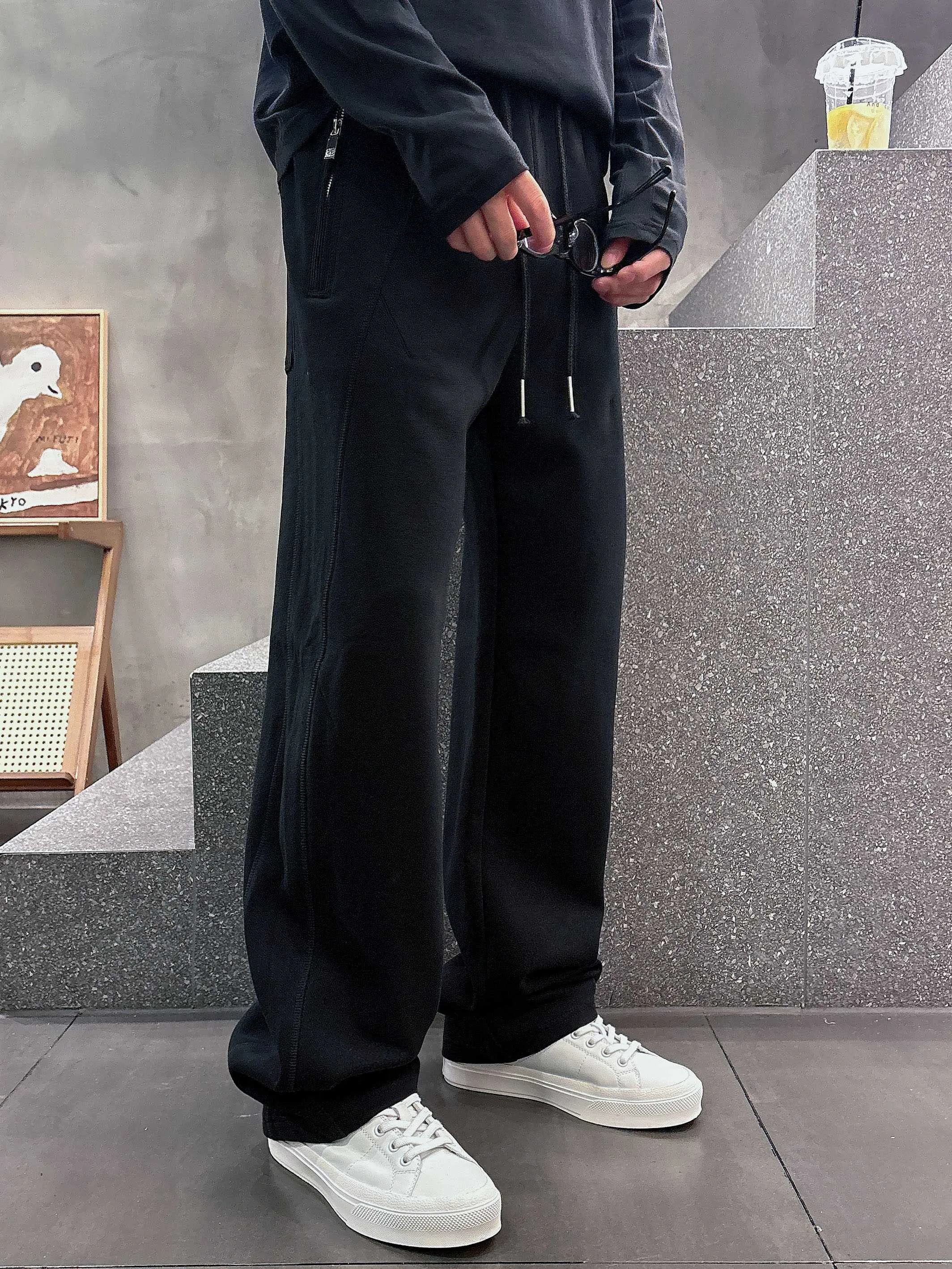 Men's Trousers LOEWE 18368684
