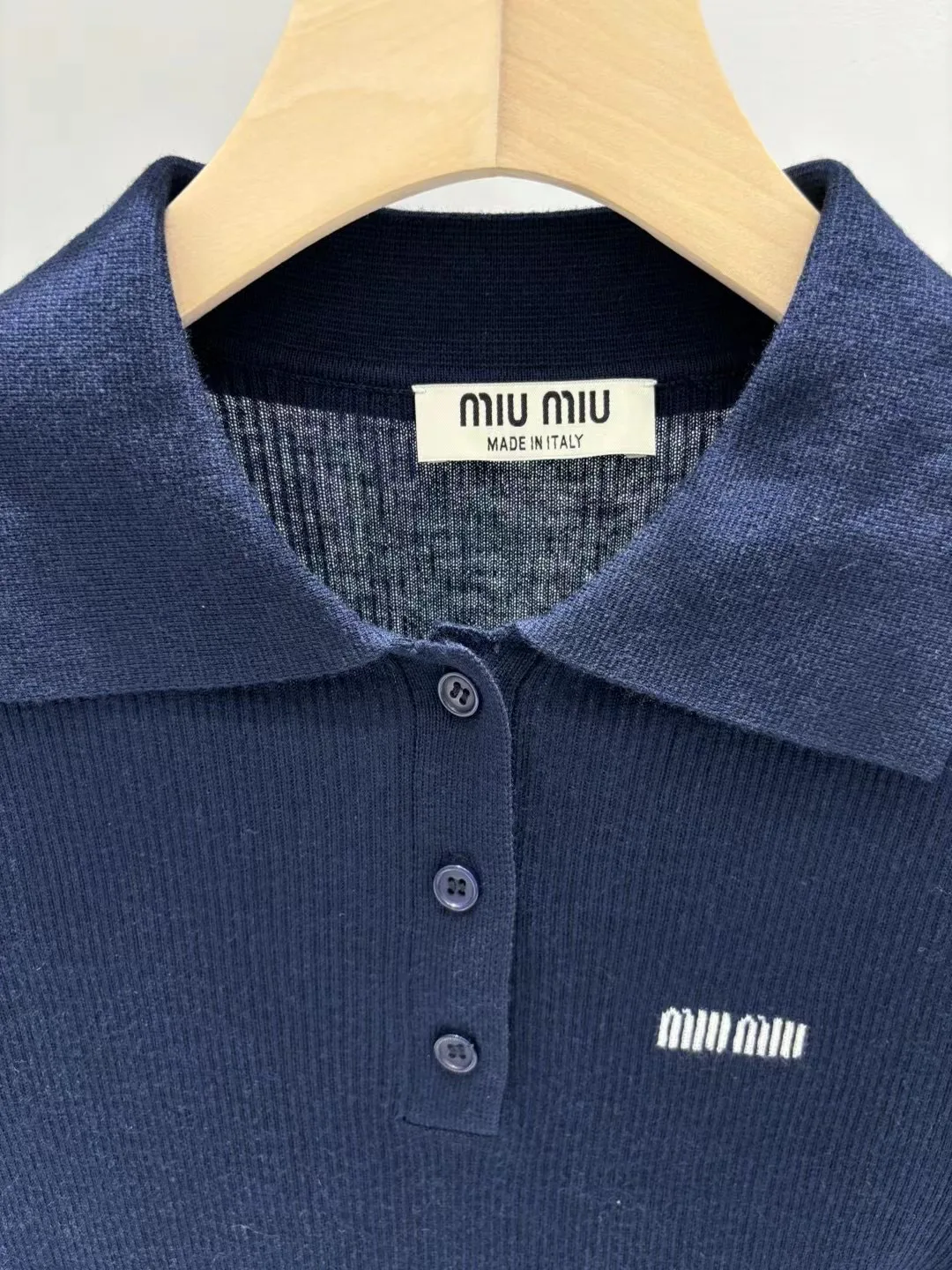 Women's Jumpers And Sweaters MIU MIU 18233421