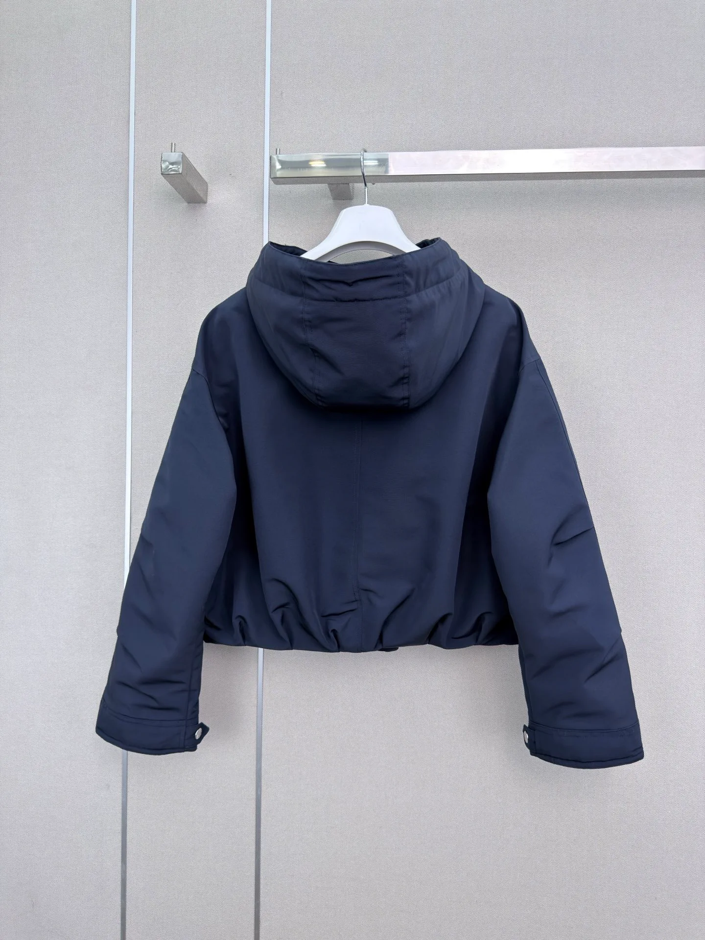 Women's Jackets And Down Jackets MONCLER 18402395