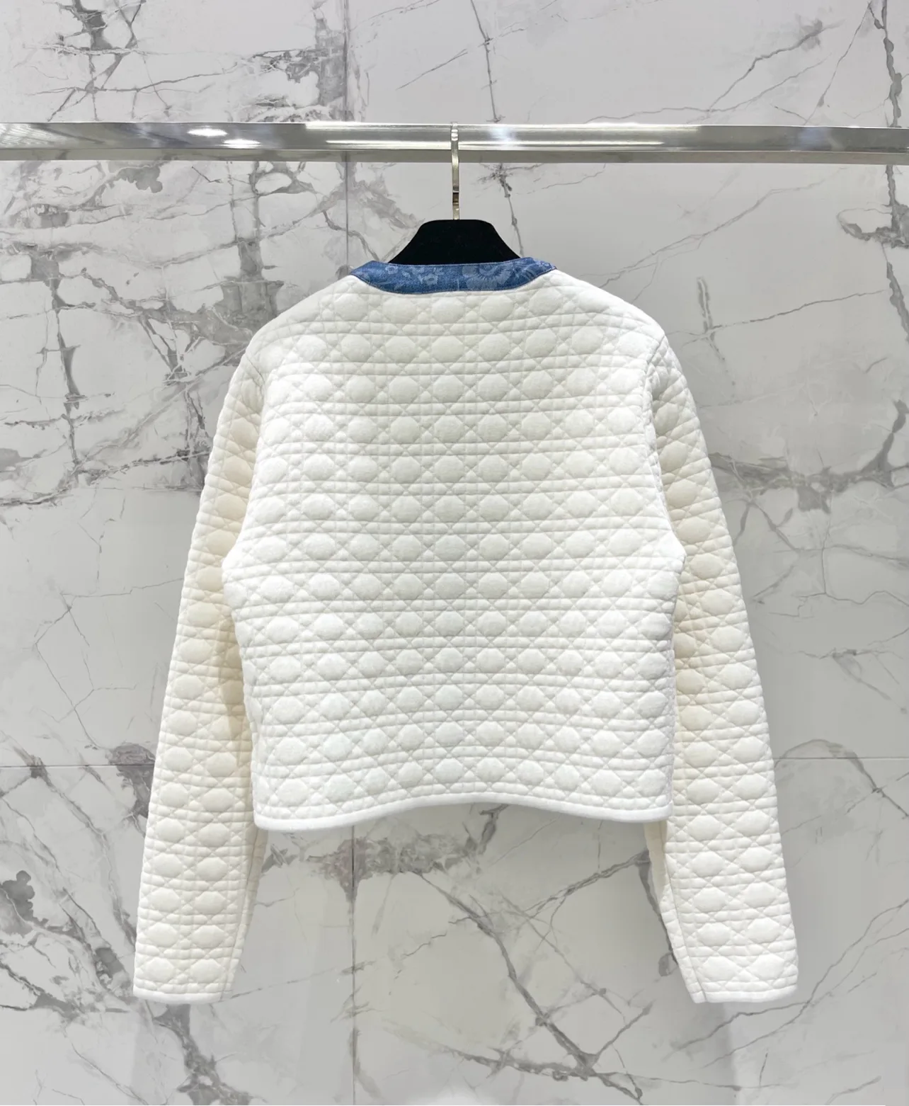 Women's Jumpers And Sweaters CHANEL 18506453