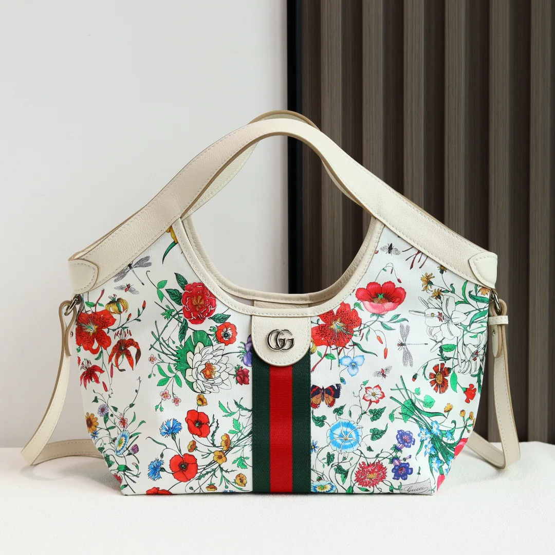 Women's Classic Handbags GUCCI 17574154