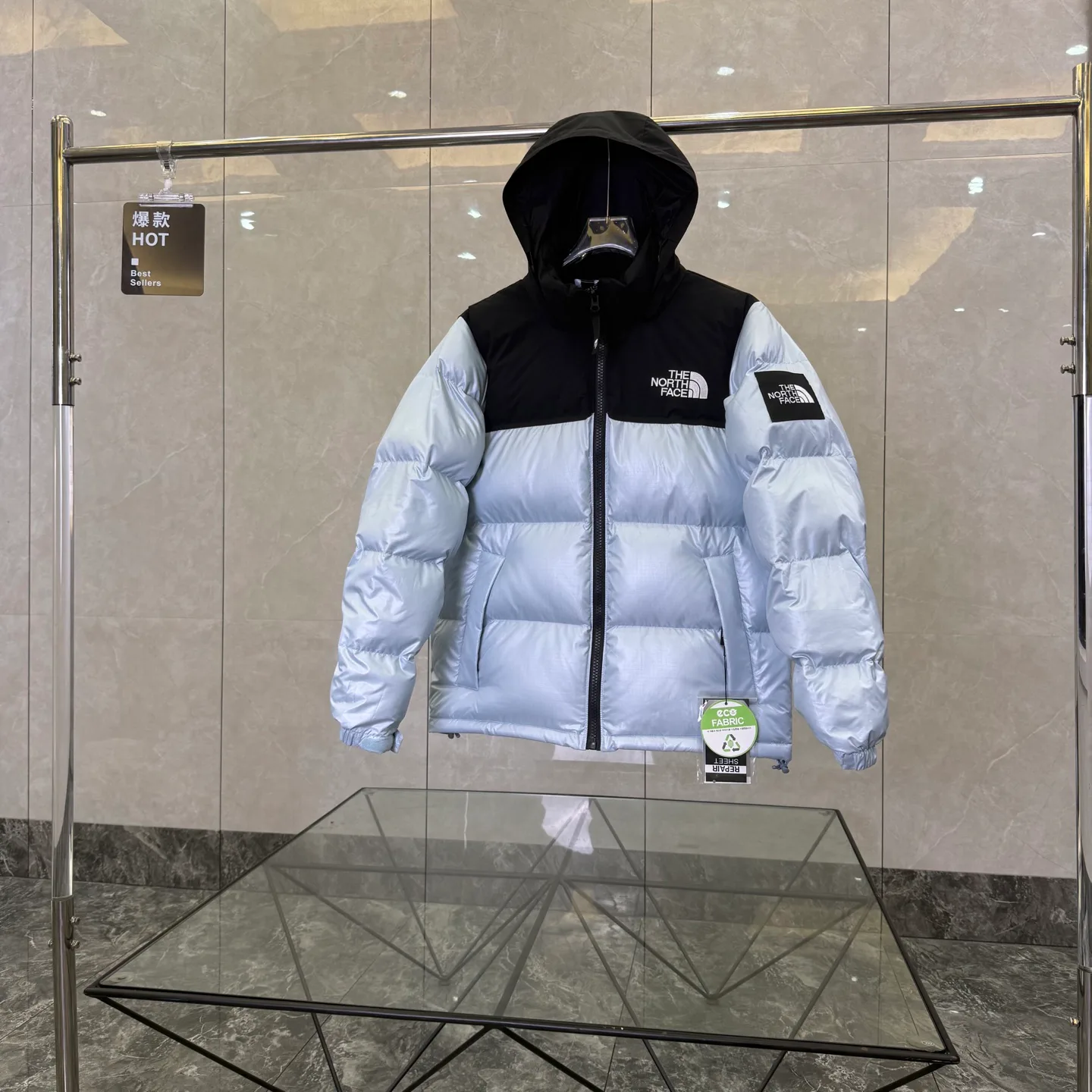 Куртки И Пуховики Женские The North Face 18615379