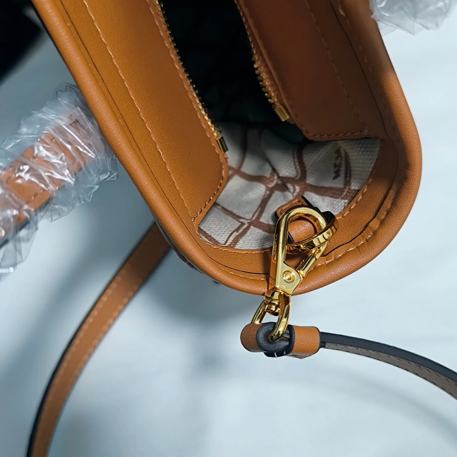 Women's Classic Handbags MCM 17896737