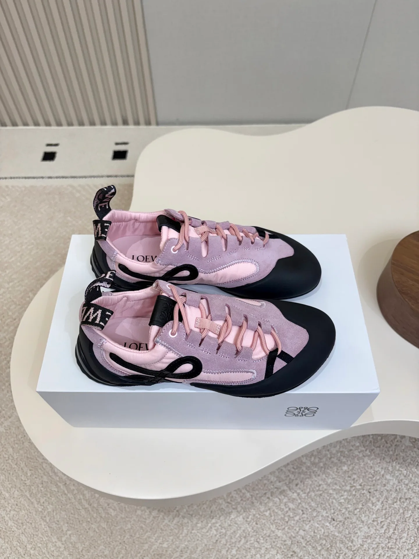 Women's Sneakers LOEWE 17902776