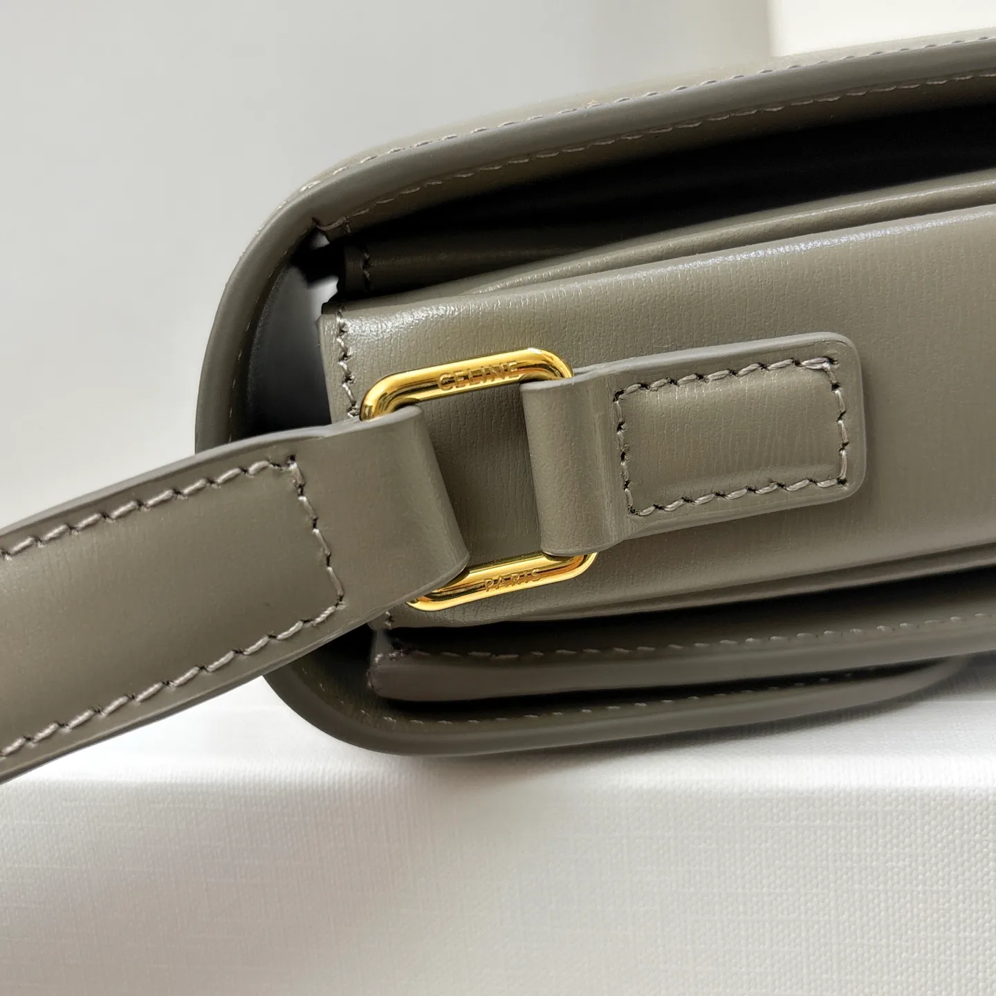 Women's Classic Handbags CELINE 17806352