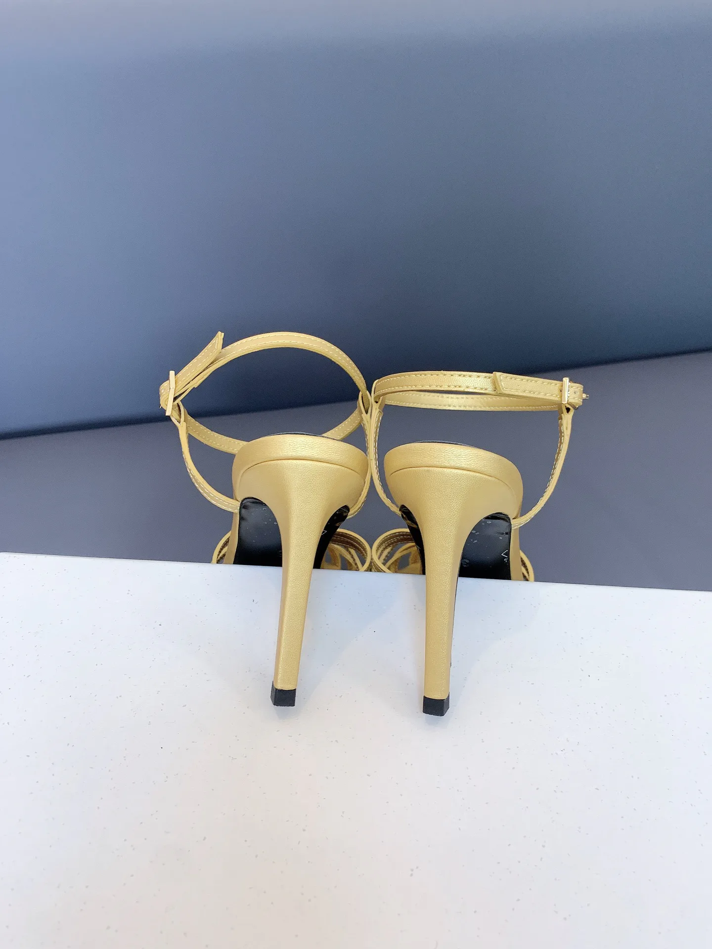 Women's Open-Toe Sandals CELINE 17479007
