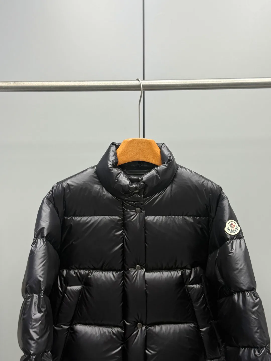 Куртки И Пуховики Женские Moncler 18608781
