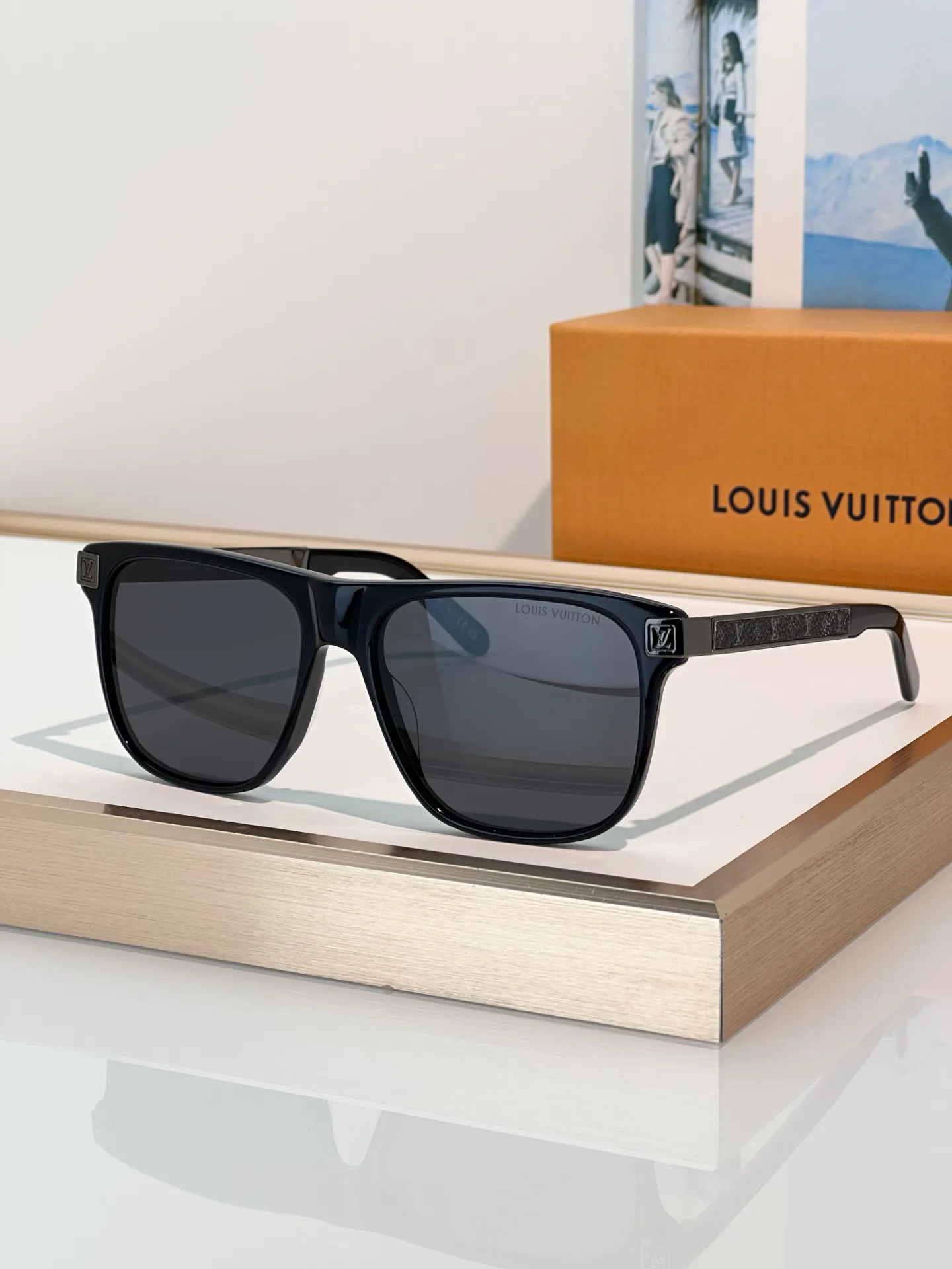 Glasses LOUIS VUITTON 18060375