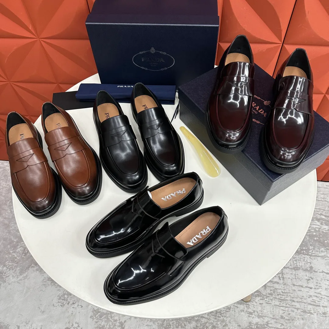 Men's Loafers And Dress Shoes PRADA 18397554