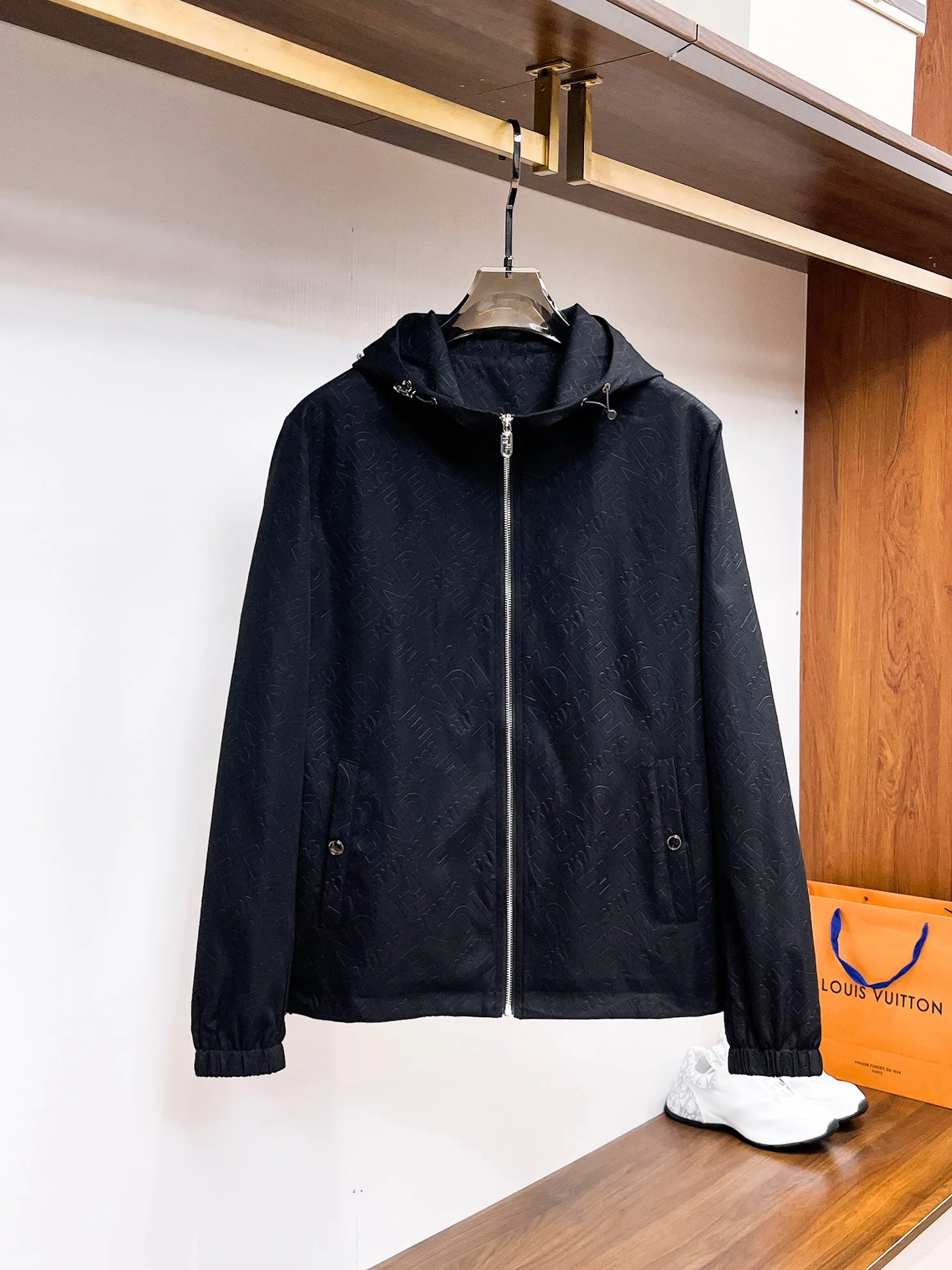 Men's Jackets And Down Jackets FENDI 18197260
