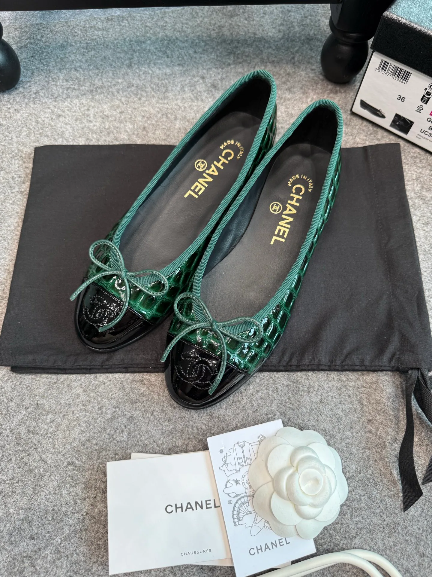 Women's Ballet Flats CHANEL 17787160