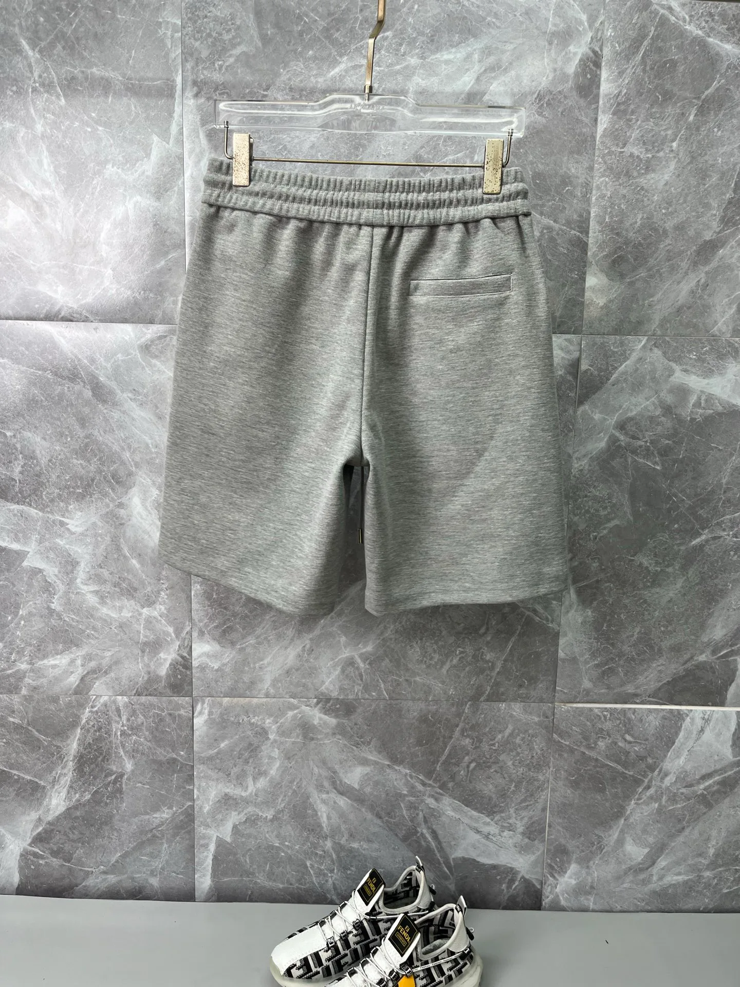 Men's Shorts LOUIS VUITTON 17841203