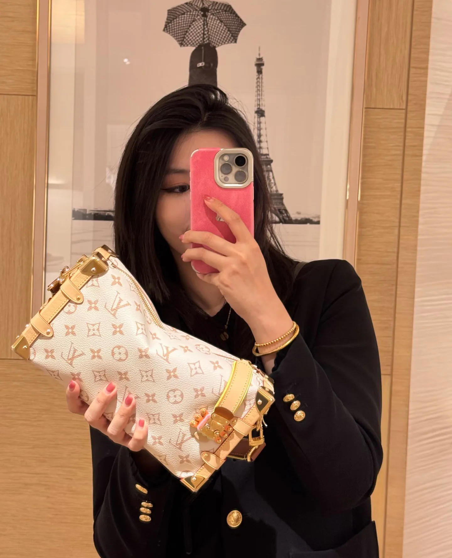 Women's Classic Handbags LOUIS VUITTON 17590121