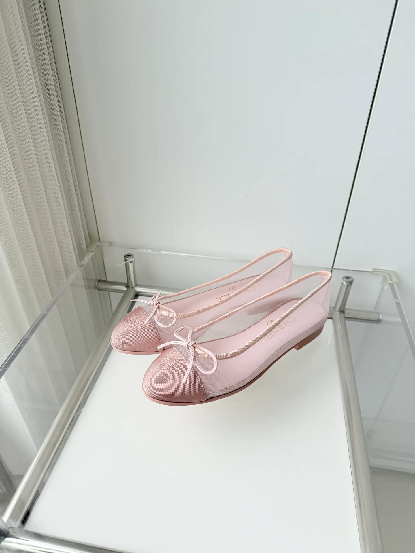 Women's Ballet Flats CHANEL 18120827