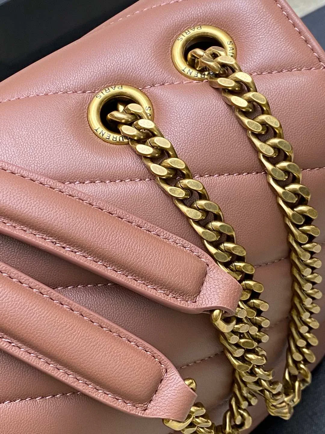 Women's Classic Handbags SAINT LAURENT 17802526