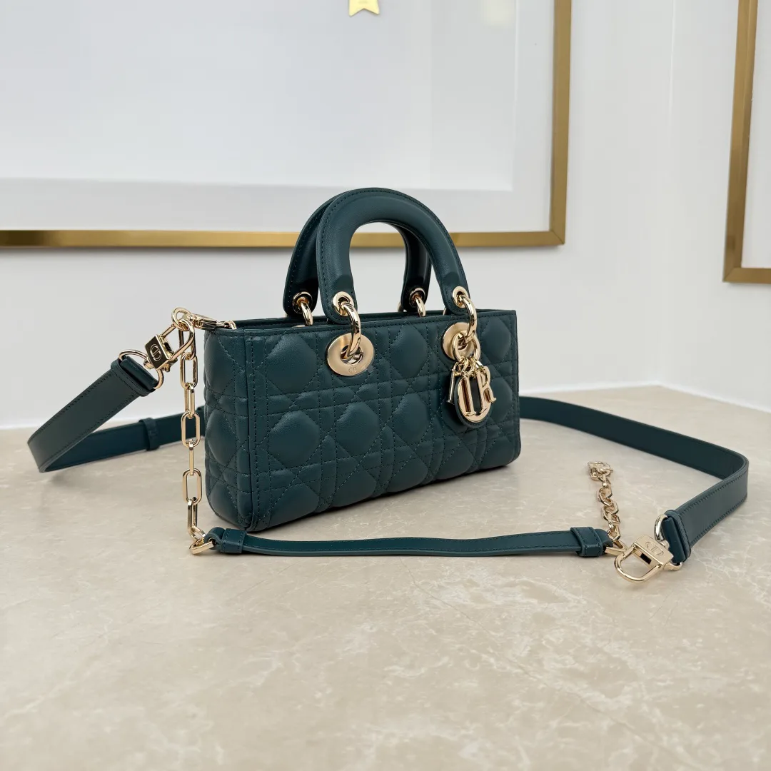 Women's Classic Handbags CHRISTIAN DIOR 18242048