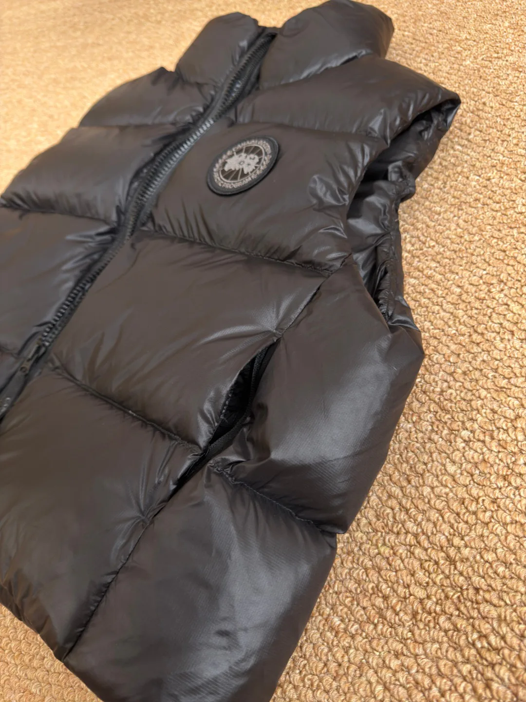 Women's Vests CANADA GOOSE 18336858
