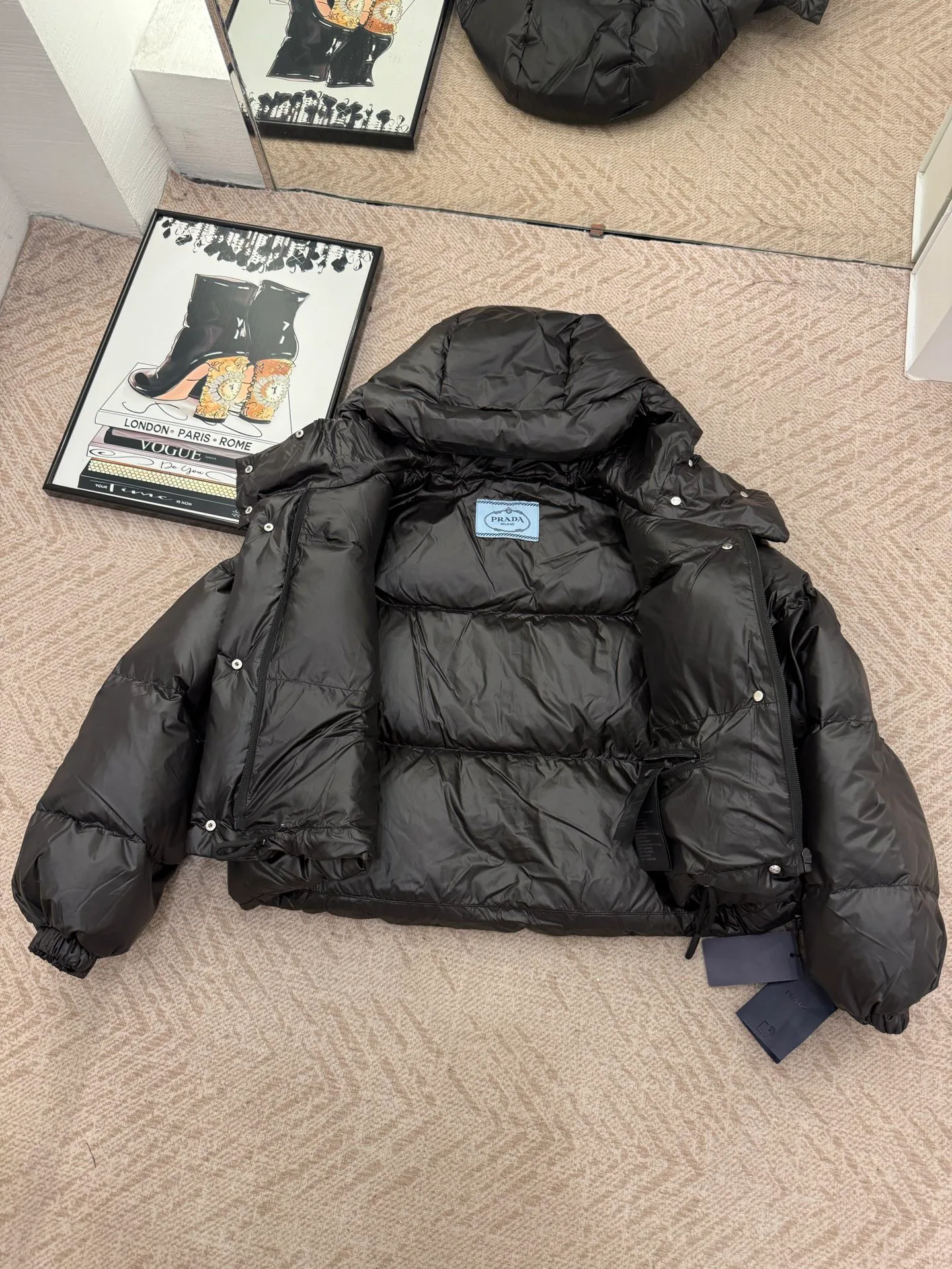 Women's Jackets And Down Jackets PRADA 17910120