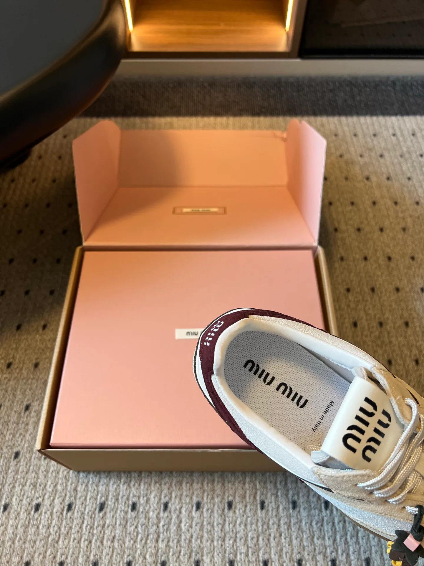Women's Sneakers MIU MIU 18355090