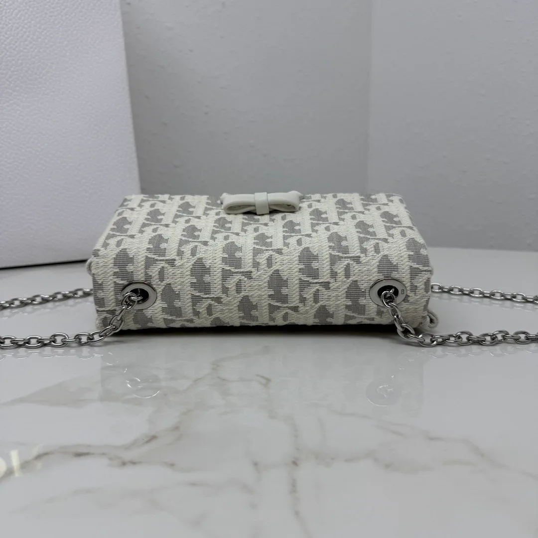 Women's Classic Handbags CHRISTIAN DIOR 18116421